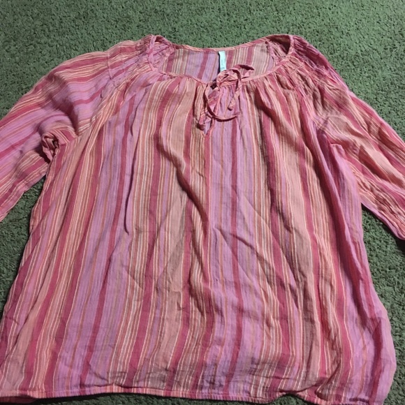 Old Navy - Picture 2 of 5